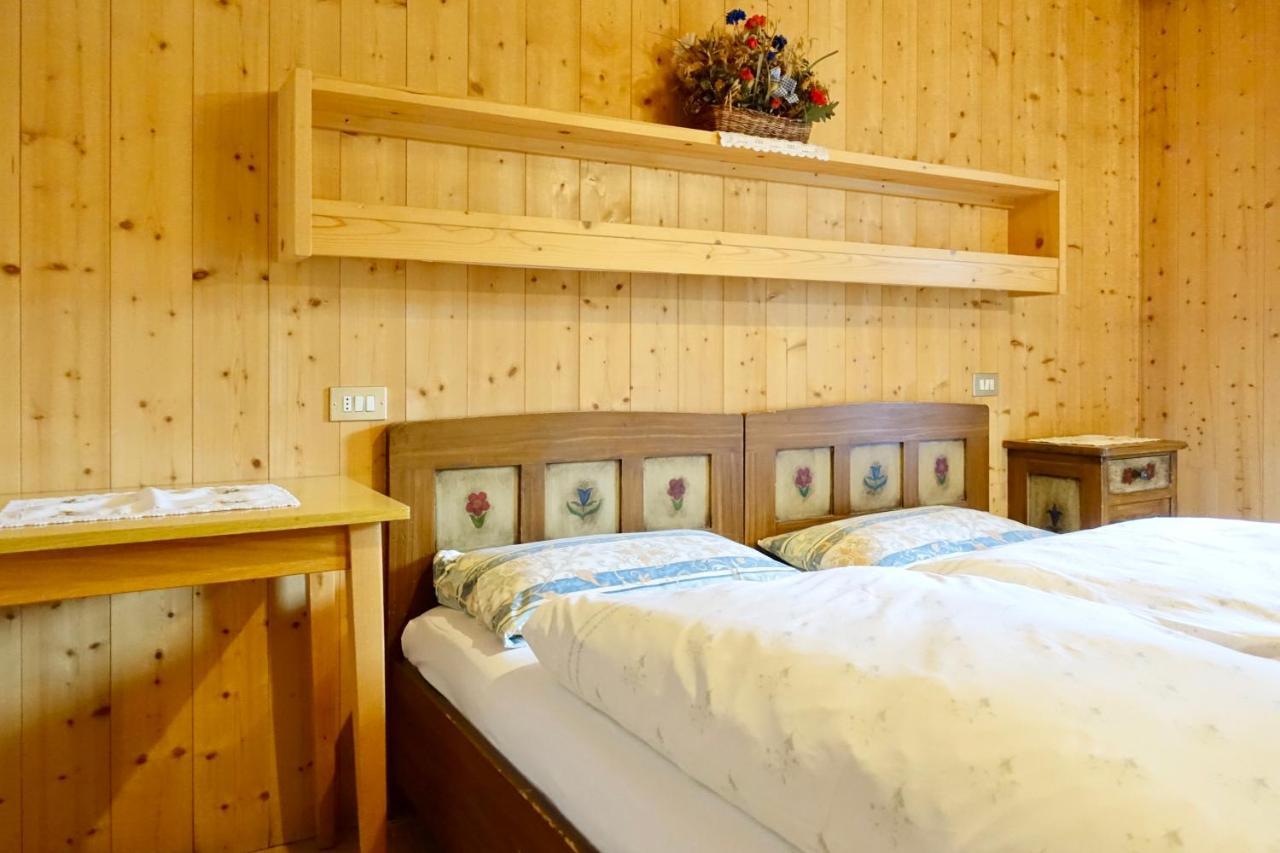Ciasa Preroman App. Vista Castello Lejlighed San Martino in Badia Eksteriør billede